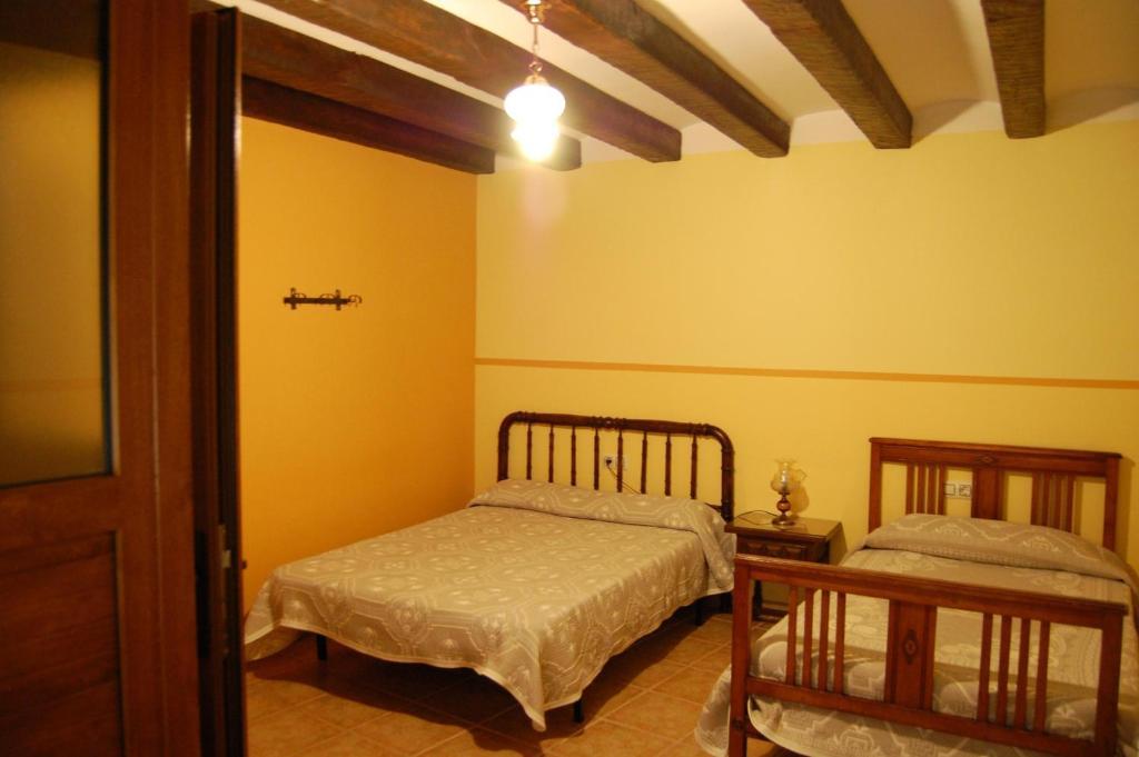 Can Julia Masriudoms Room photo