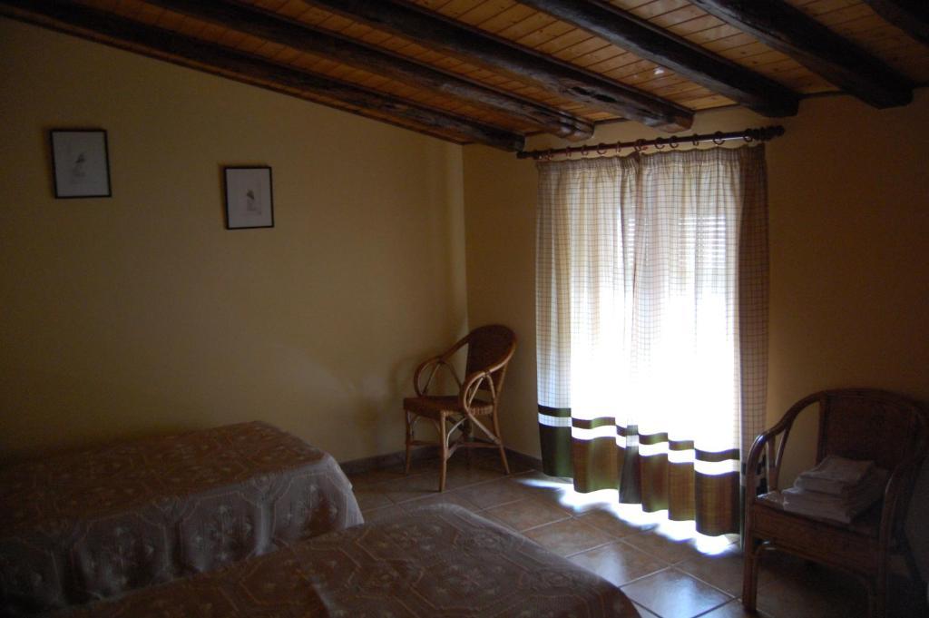 Can Julia Masriudoms Room photo